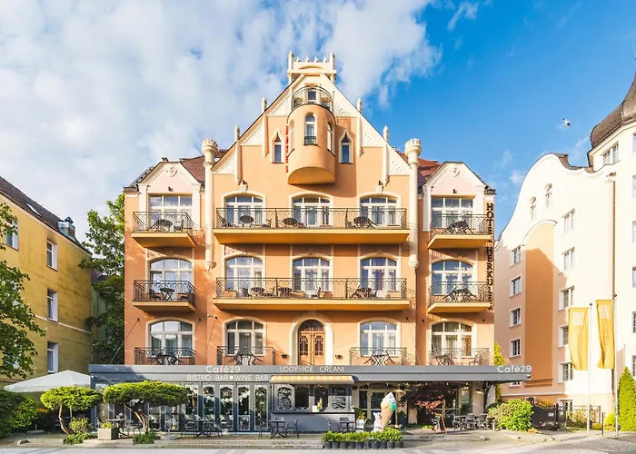 H Villa Herkules